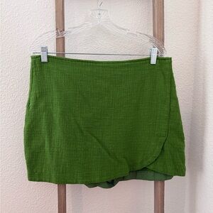 Abercrombie & Fitch Vibrant Green Mini Skort